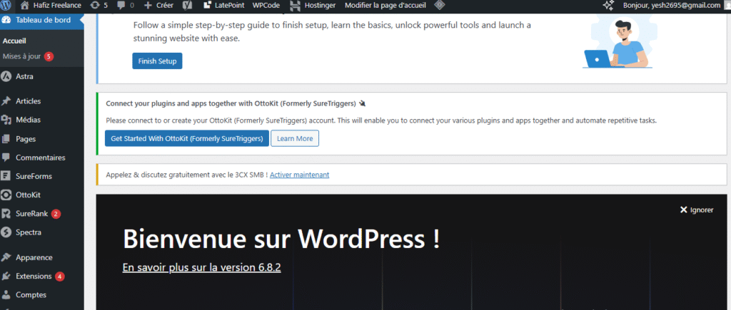 Capture d’écran du tableau de bord WordPress personnalisé avec gestion des pages et articles.